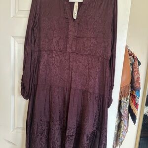Uncle Frank Long Sleeve V-Neck Tiered Tunic - Plum
